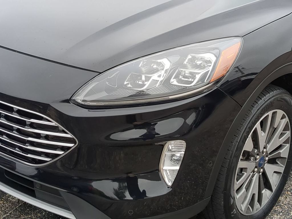 Thumbnail: 2021 Ford Escape - 22
