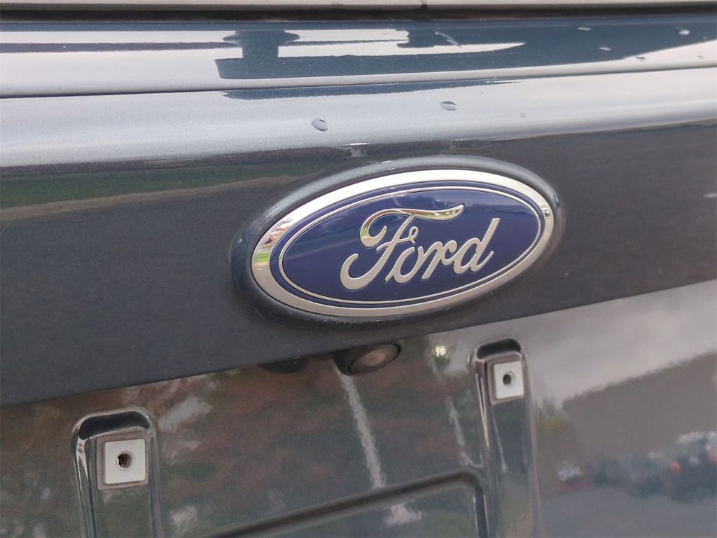 Thumbnail: 2019 Ford Escape - 7