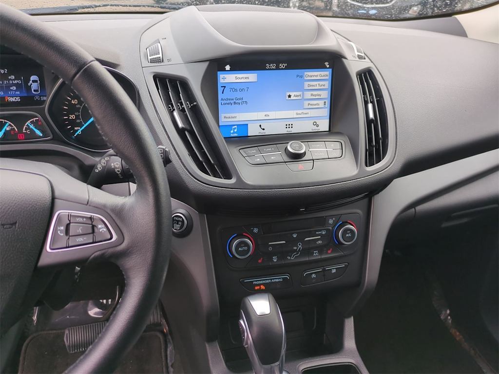 Thumbnail: 2019 Ford Escape - 14