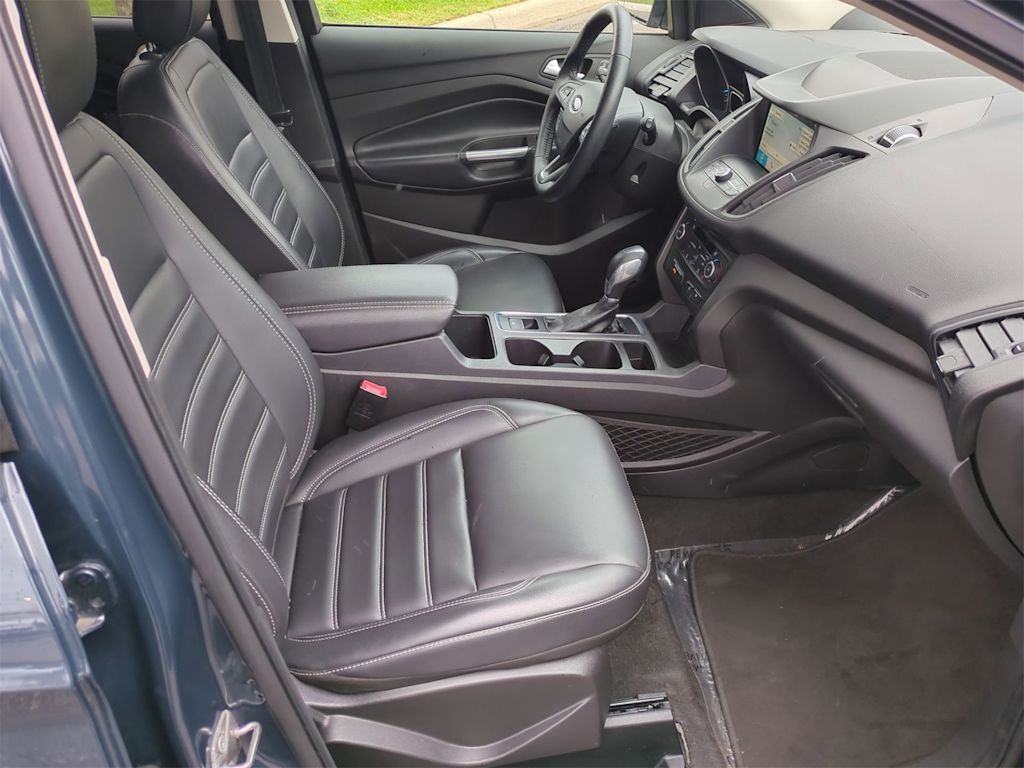 Thumbnail: 2019 Ford Escape - 28