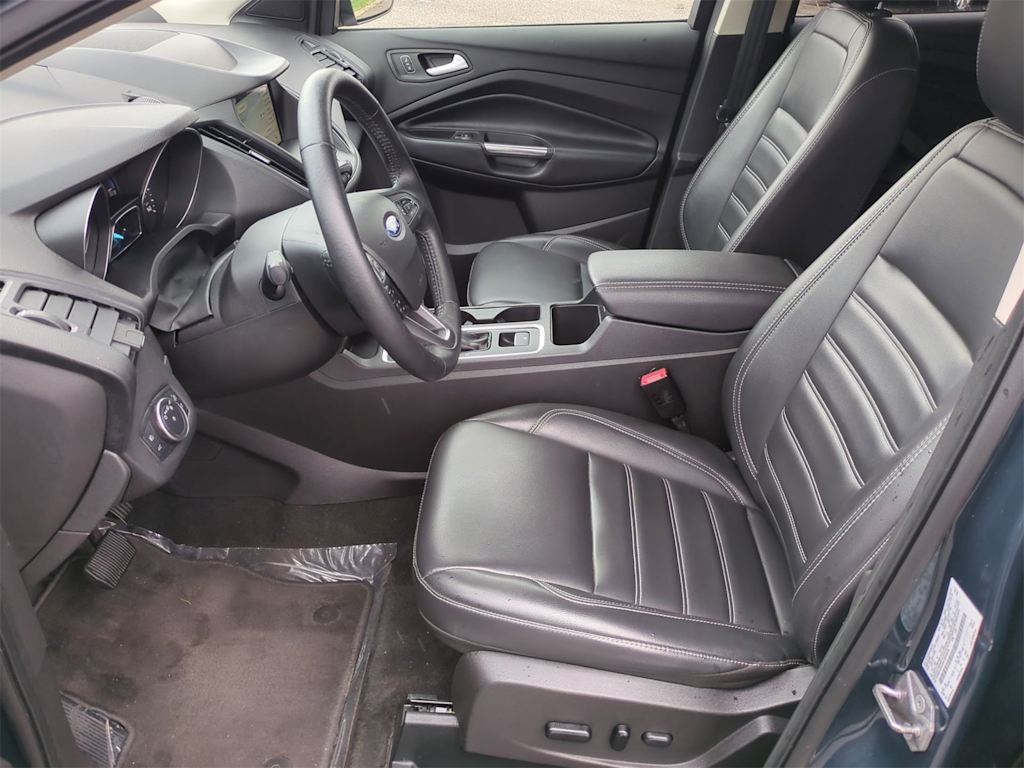 Thumbnail: 2019 Ford Escape - 10