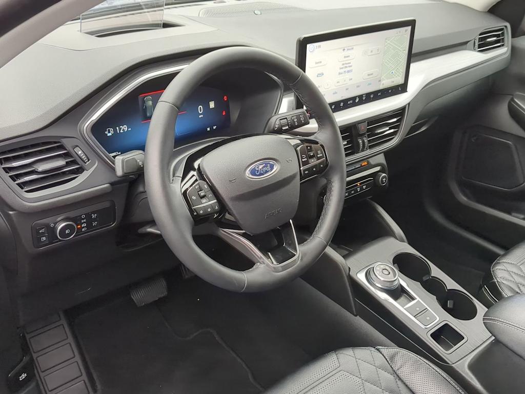 Thumbnail: 2023 Ford Escape - 2