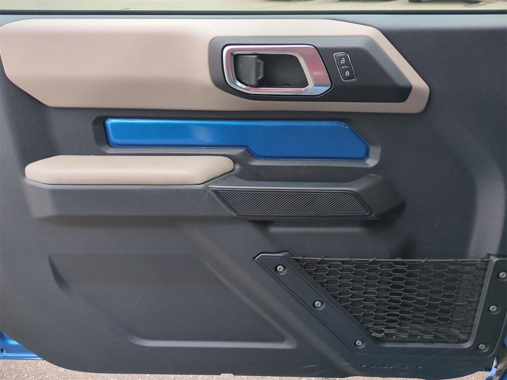 Thumbnail: 2022 Ford Bronco - 32