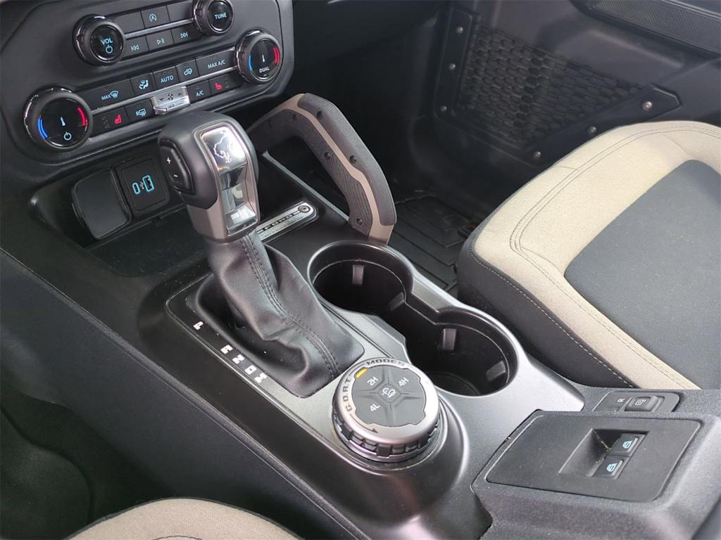 Thumbnail: 2022 Ford Bronco - 15