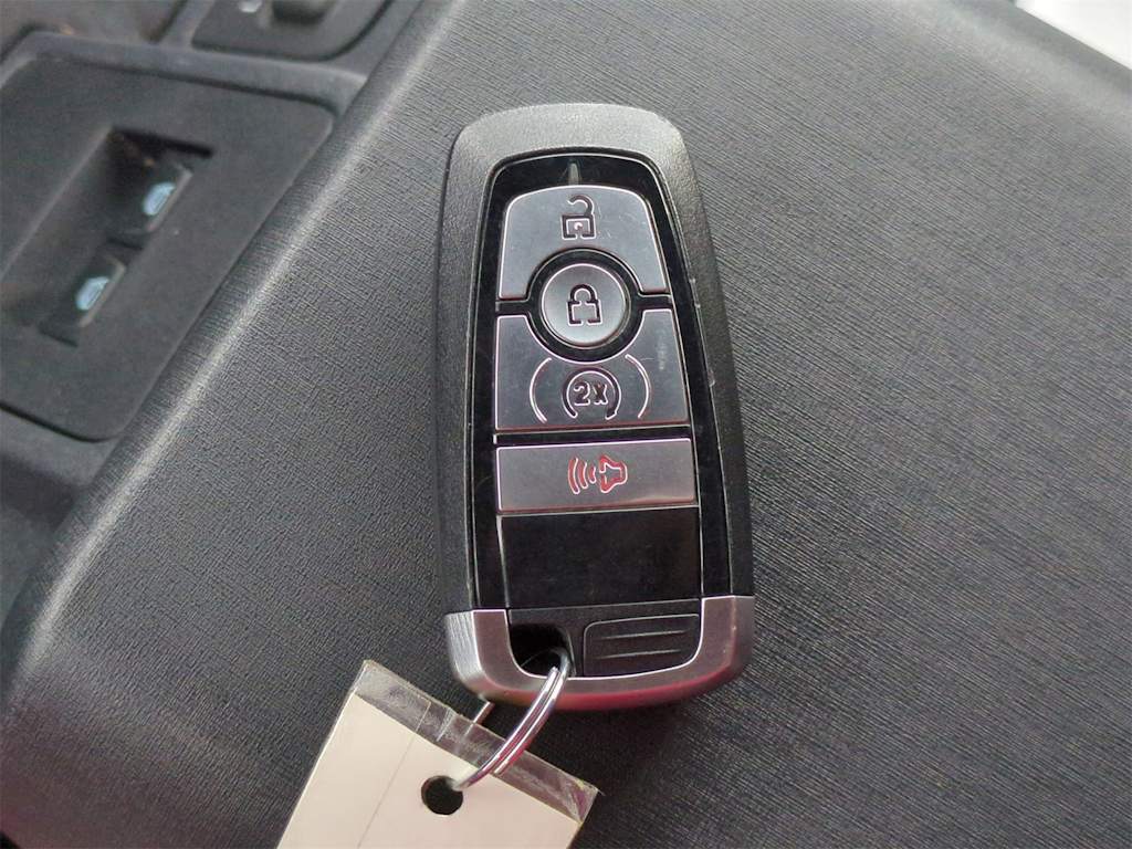 Thumbnail: 2022 Ford Bronco - 17