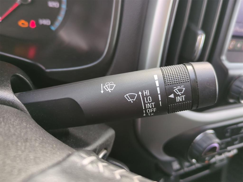 Thumbnail: 2020 Chevrolet Colorado - 30