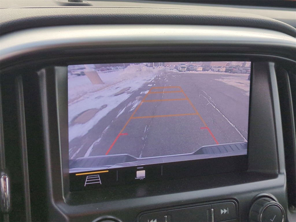 Thumbnail: 2020 Chevrolet Colorado - 33