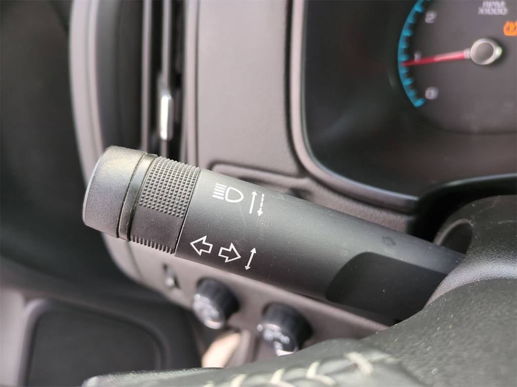 Thumbnail: 2020 Chevrolet Colorado - 31