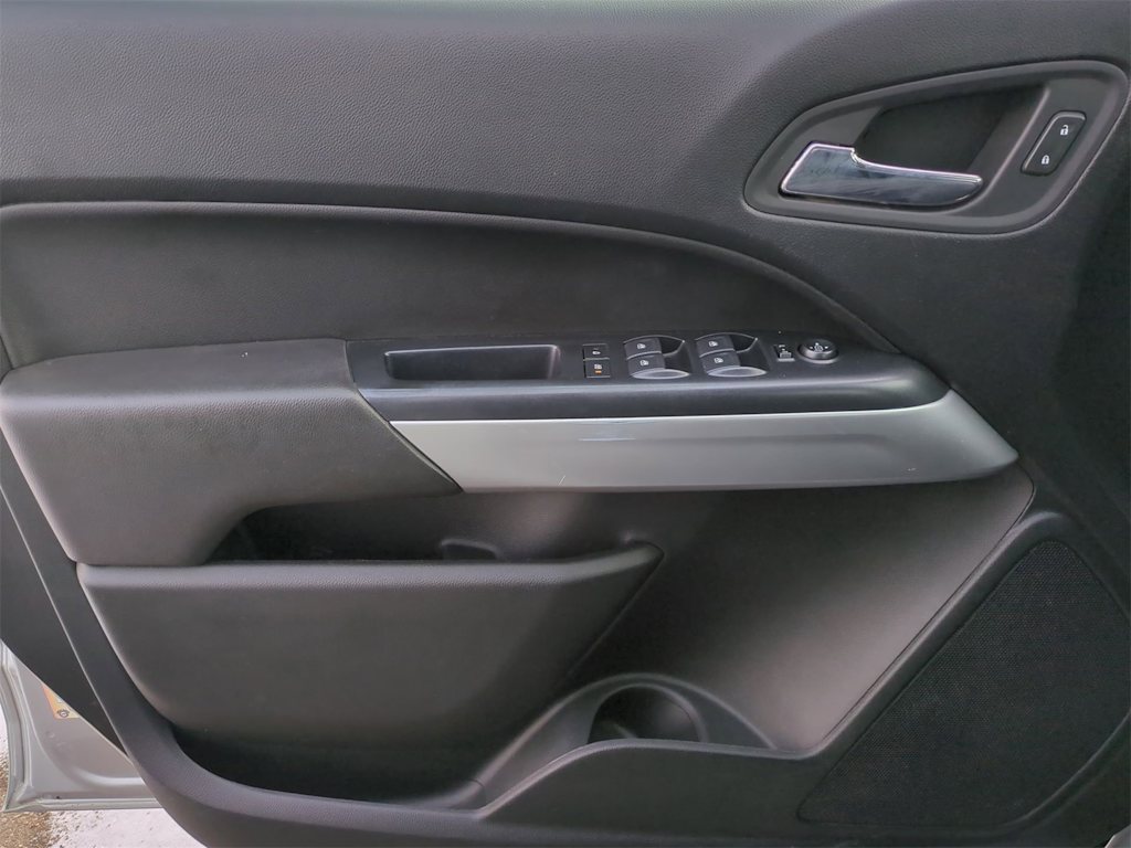 Thumbnail: 2020 Chevrolet Colorado - 34