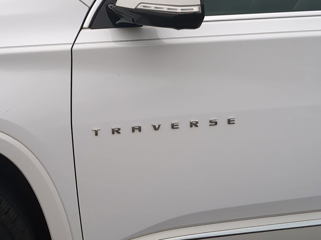 Thumbnail: 2020 Chevrolet Traverse - 7