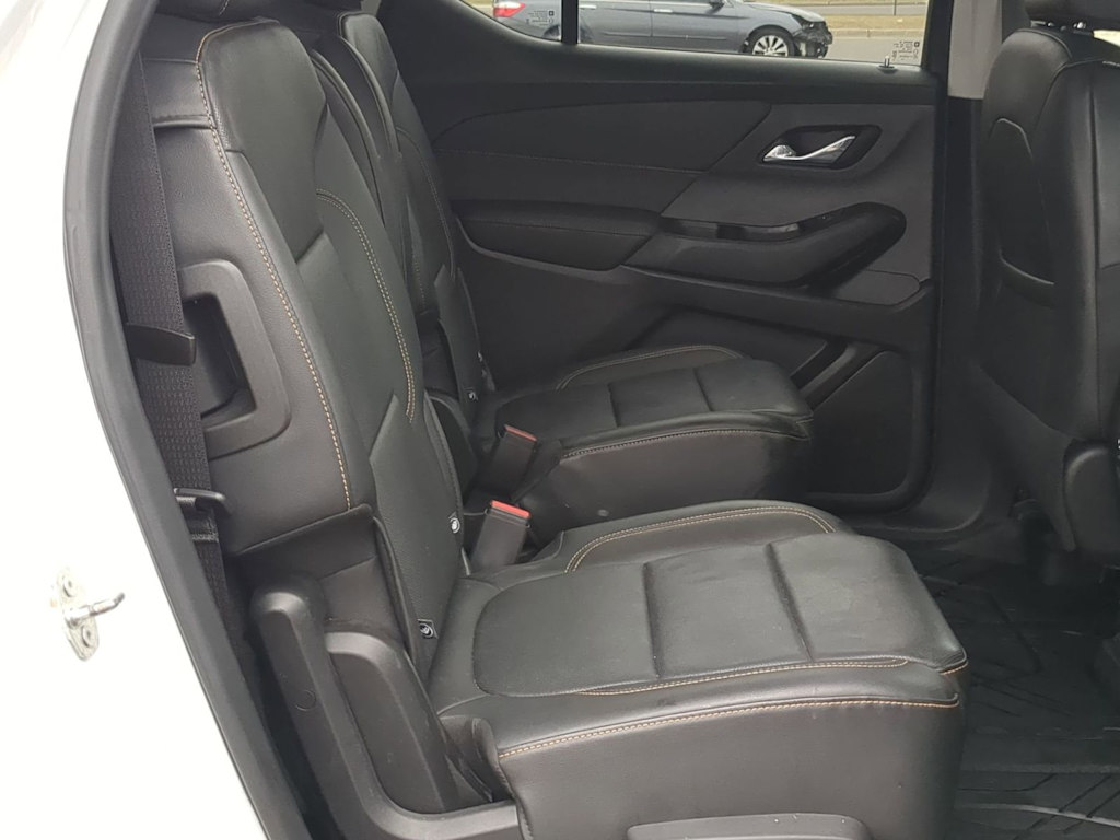 Thumbnail: 2020 Chevrolet Traverse - 28