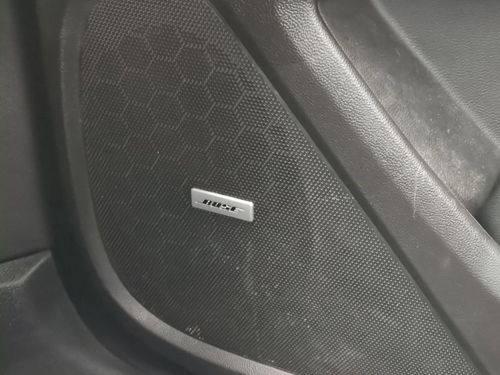 Thumbnail: 2020 Chevrolet Traverse - 34