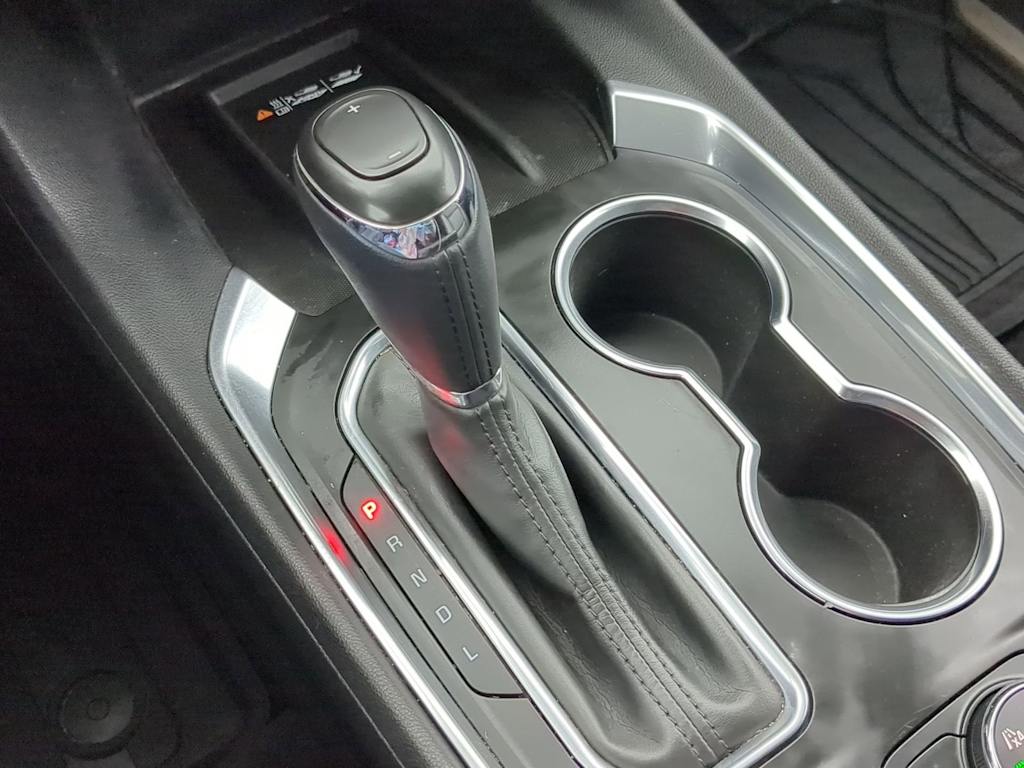 Thumbnail: 2020 Chevrolet Traverse - 15