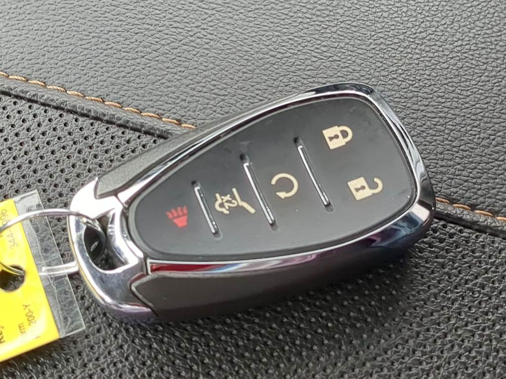 Thumbnail: 2020 Chevrolet Traverse - 18