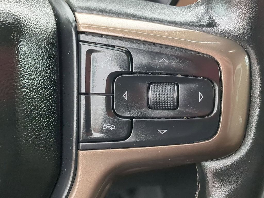 Thumbnail: 2023 Chevrolet Tahoe - 30