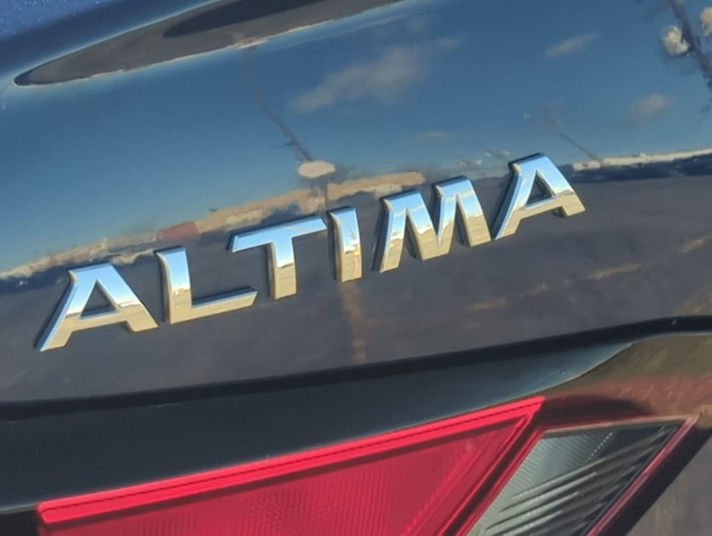 Thumbnail: 2022 Nissan Altima - 25
