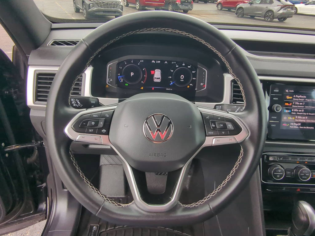 Thumbnail: 2023 Volkswagen Atlas - 13