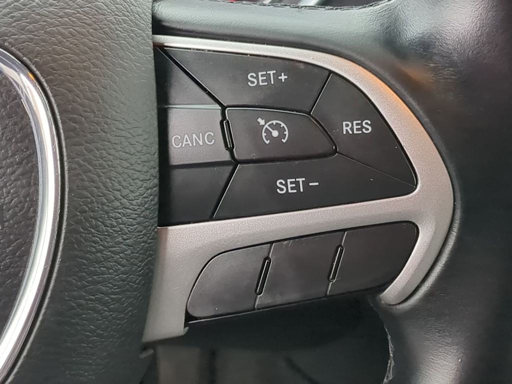 Thumbnail: 2015 Dodge Charger - 37