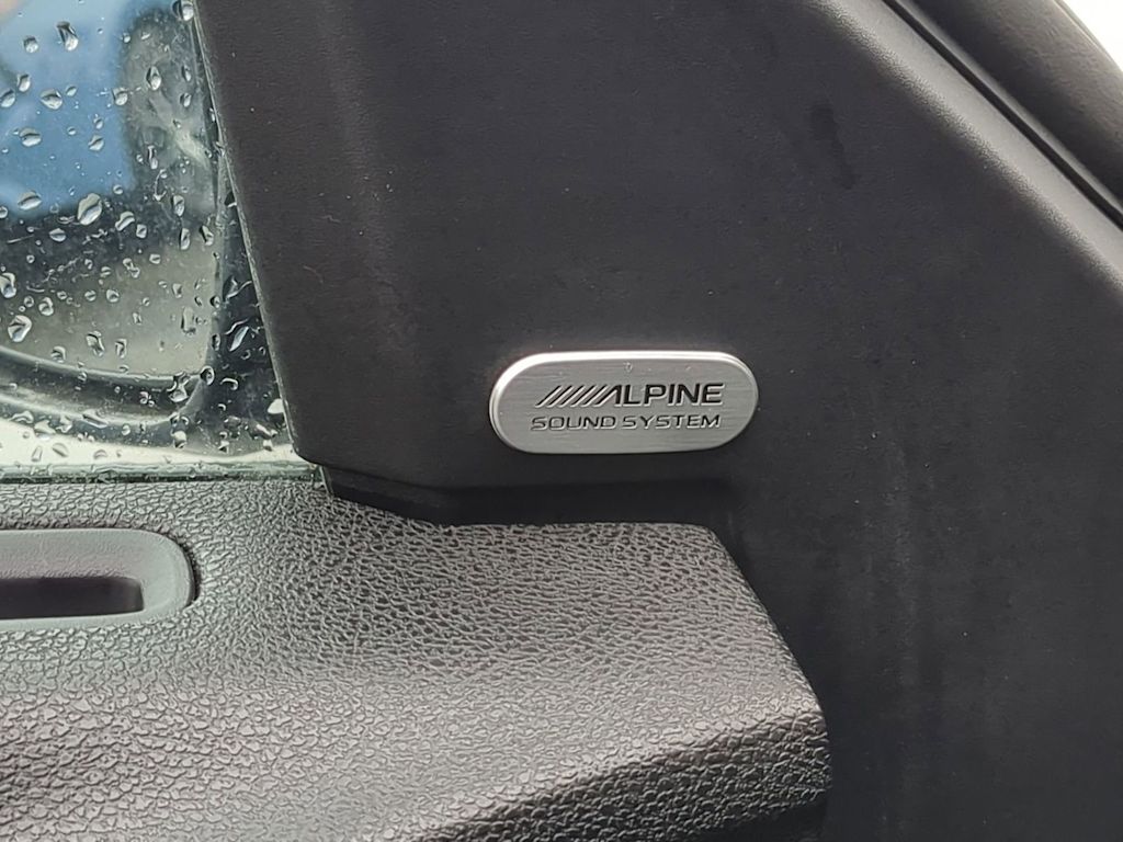 Thumbnail: 2015 Dodge Charger - 16