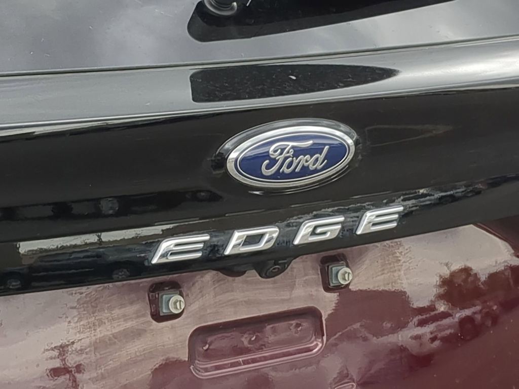 Thumbnail: 2022 Ford Edge - 7