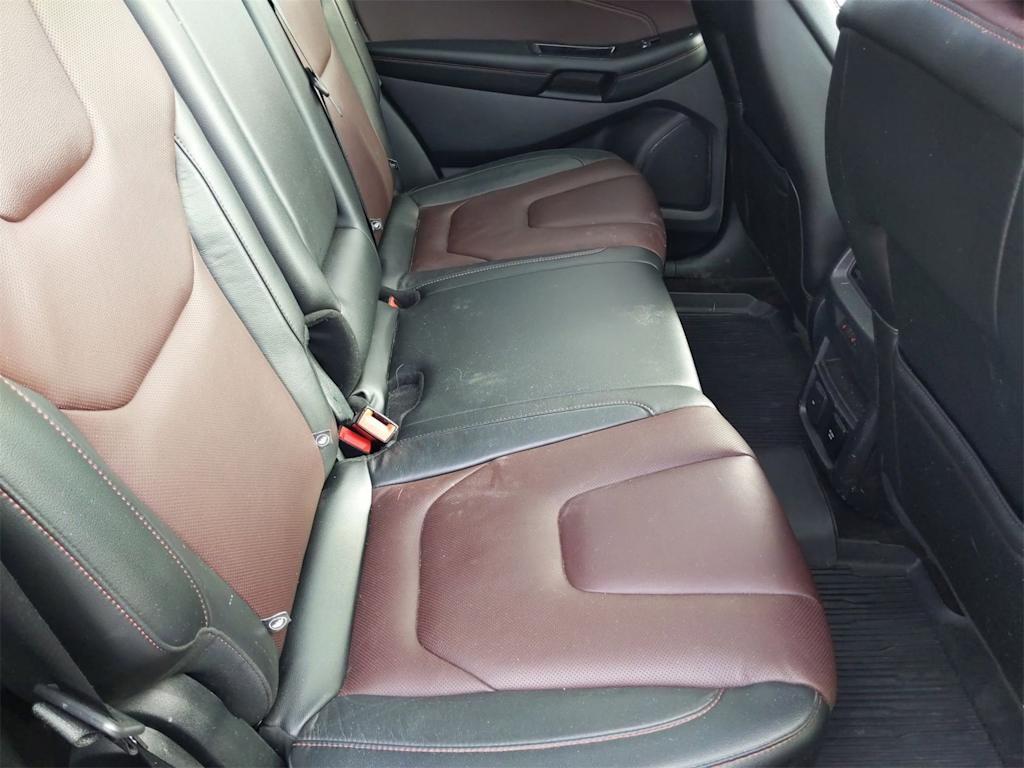 2020 Ford Edge Titanium 27