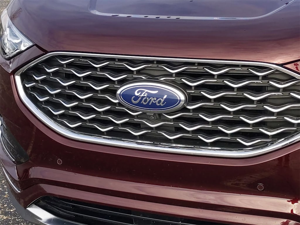 2020 Ford Edge Titanium 7