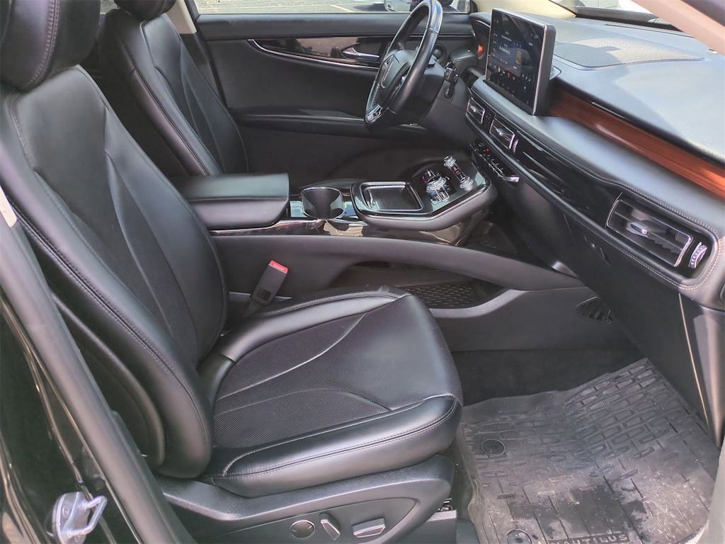 2022 Lincoln Nautilus Reserve 10