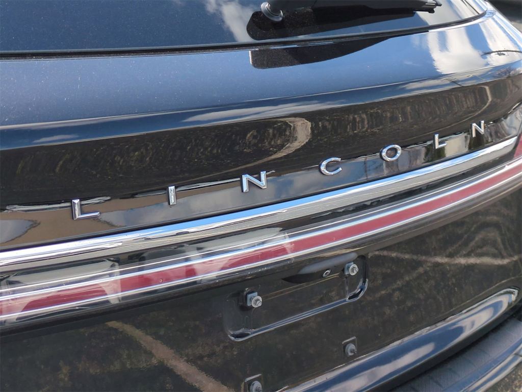 2022 Lincoln Nautilus Reserve 22