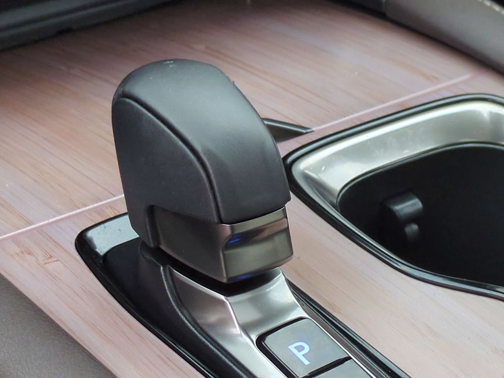 Thumbnail: 2025 Lexus RX - 16