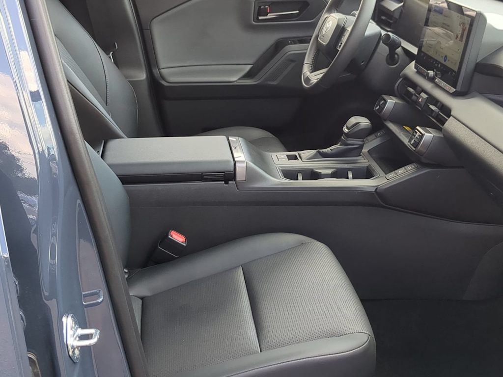 Thumbnail: 2026 Toyota RAV4 - 11