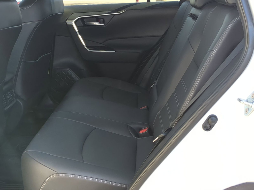 Thumbnail: 2022 Toyota RAV4 - 27