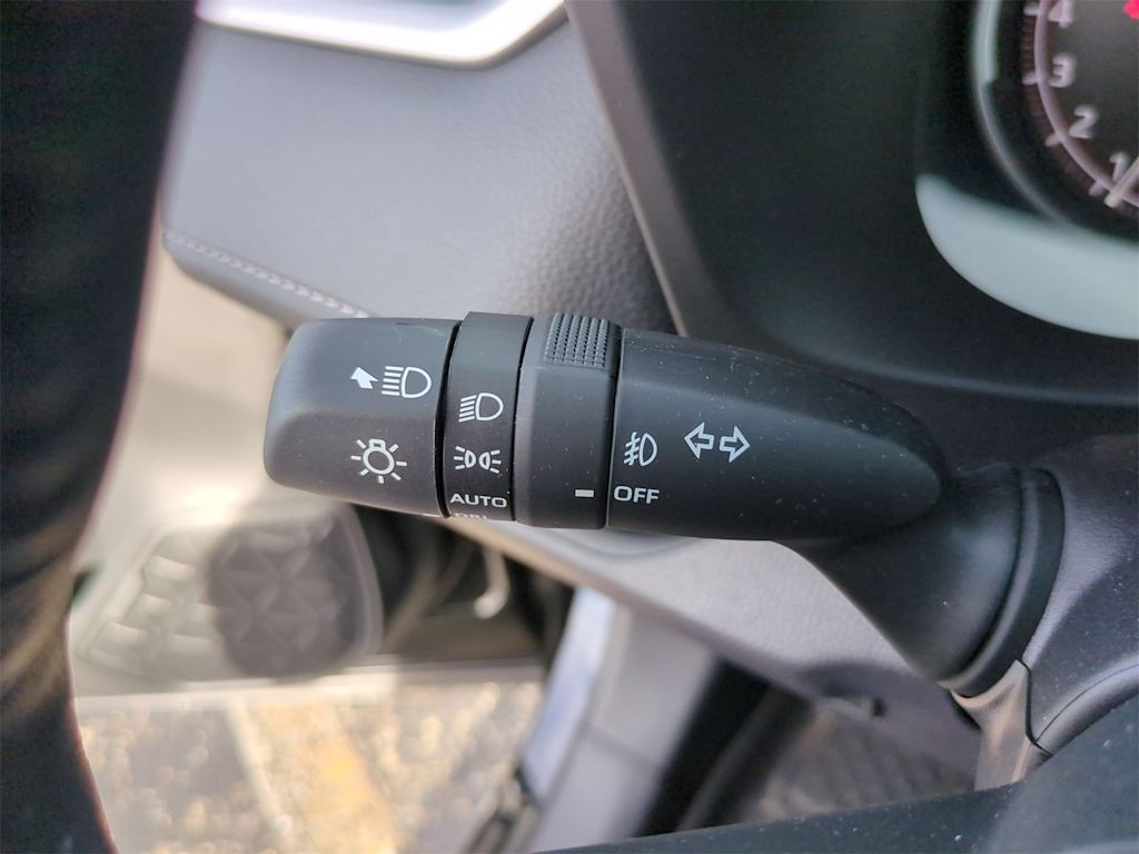 Thumbnail: 2025 Toyota RAV4 - 15