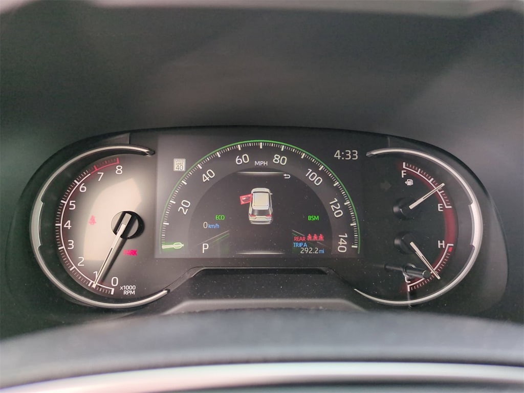 Thumbnail: 2025 Toyota RAV4 - 16