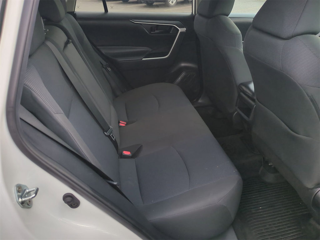 Thumbnail: 2021 Toyota RAV4 - 26