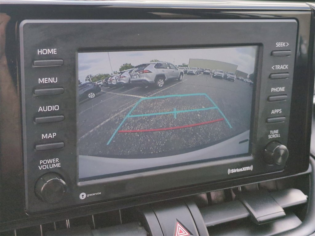 Thumbnail: 2021 Toyota RAV4 - 32