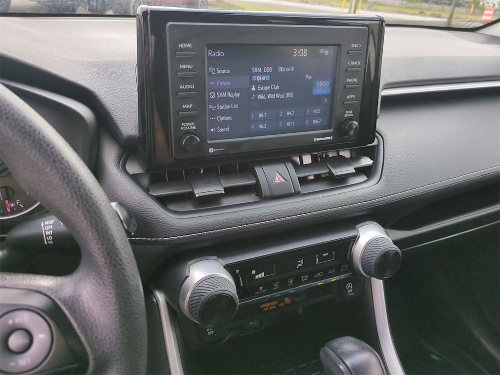 Thumbnail: 2021 Toyota RAV4 - 14