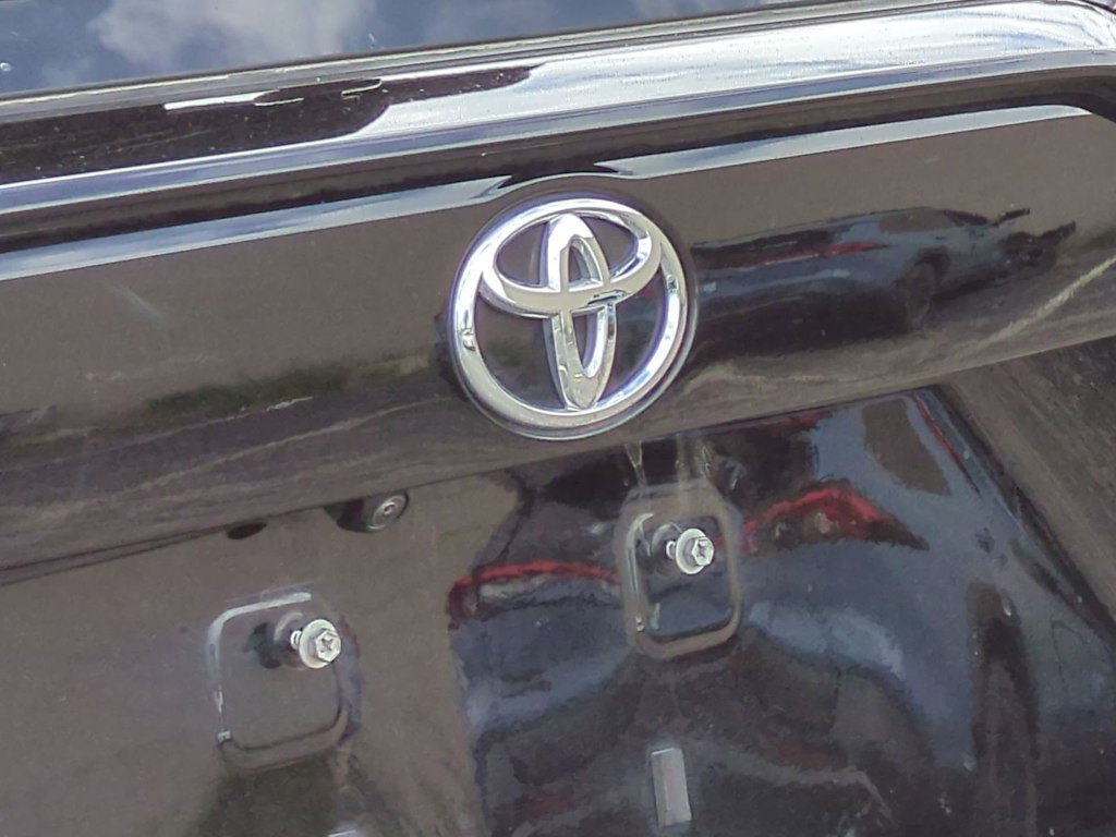 Thumbnail: 2024 Toyota RAV4 - 24