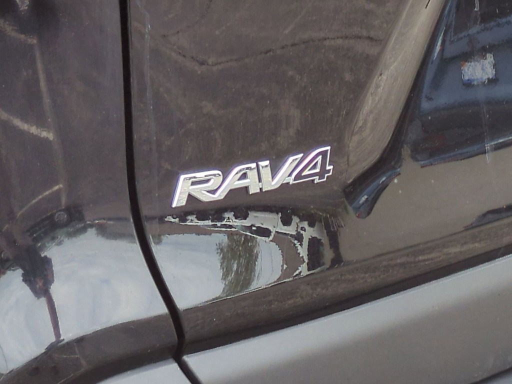 Thumbnail: 2024 Toyota RAV4 - 7