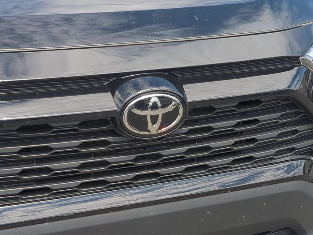 Thumbnail: 2023 Toyota RAV4 - 7
