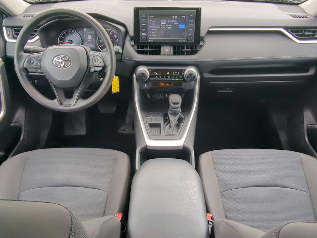 Thumbnail: 2022 Toyota RAV4 - 9
