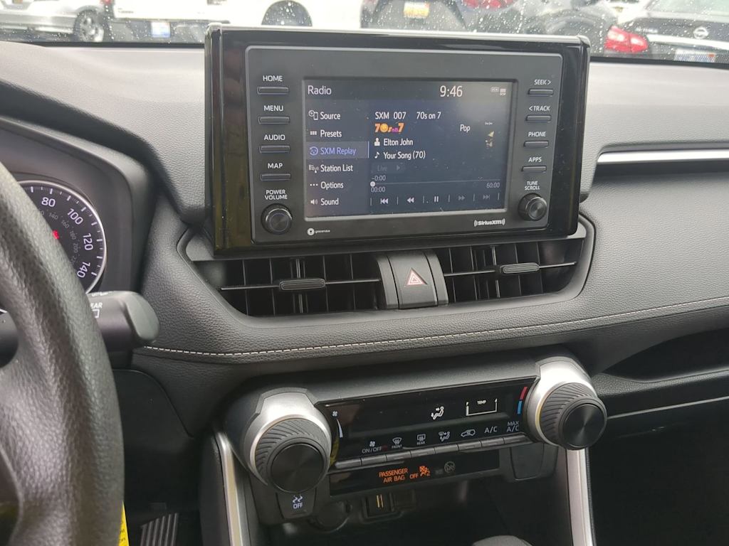 Thumbnail: 2022 Toyota RAV4 - 14