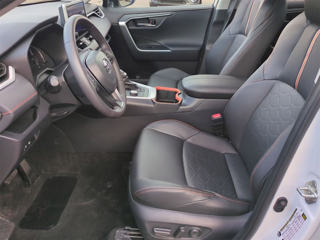 Thumbnail: 2024 Toyota RAV4 - 10