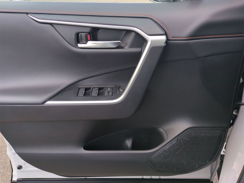 Thumbnail: 2024 Toyota RAV4 - 34