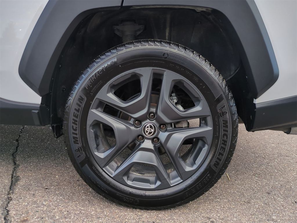 Thumbnail: 2024 Toyota RAV4 - 8