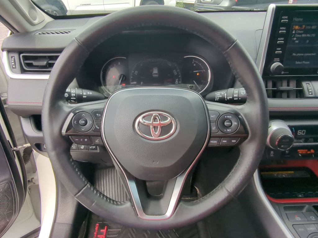 Thumbnail: 2020 Toyota RAV4 - 13