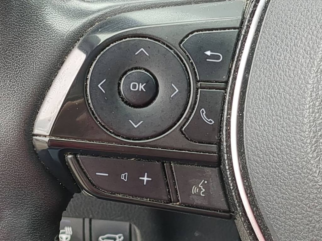 Thumbnail: 2020 Toyota RAV4 - 29
