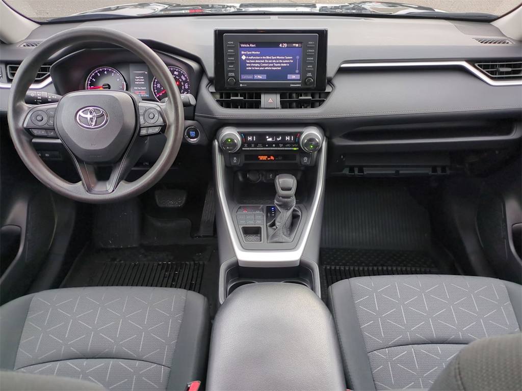 Thumbnail: 2021 Toyota RAV4 - 9