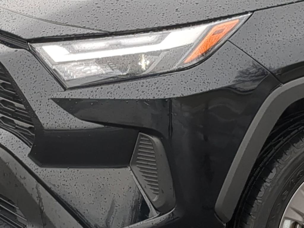 Thumbnail: 2025 Toyota RAV4 - 24