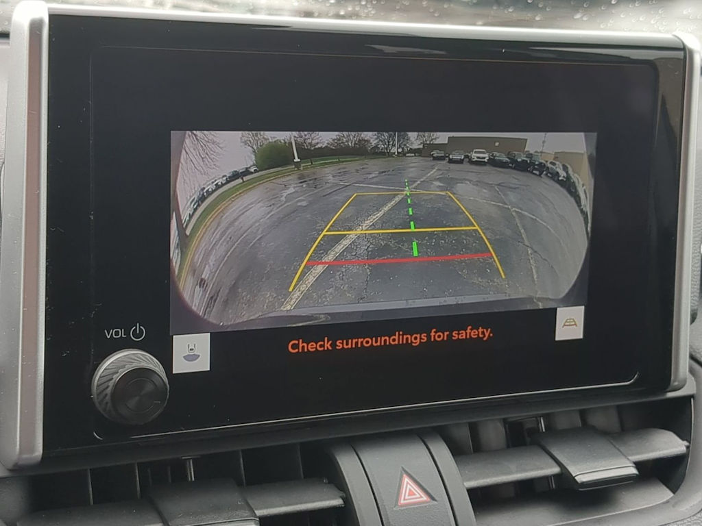 Thumbnail: 2025 Toyota RAV4 - 32