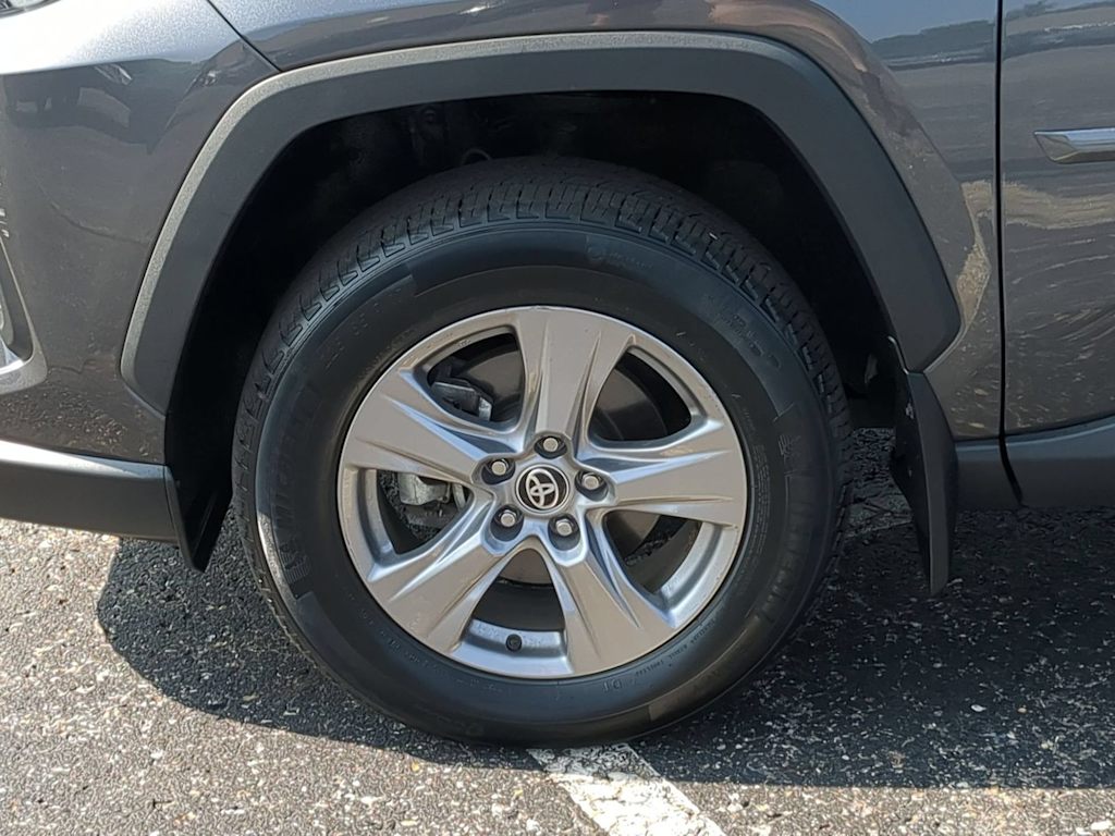 Thumbnail: 2023 Toyota RAV4 - 8